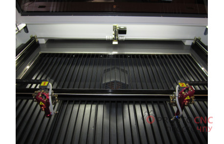 Лазерний верстат Standard 1390 Pro Version