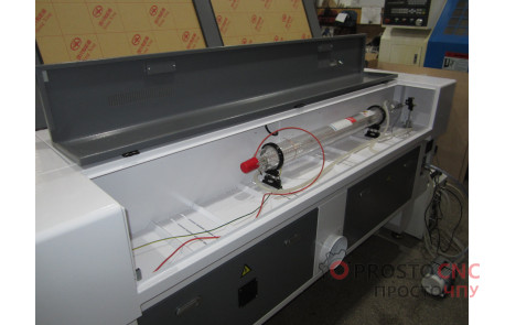 Лазерный станок Expert 1610