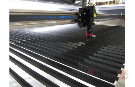 Лазерный станок Expert 1610